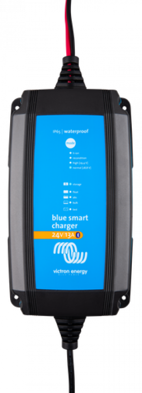 1617179163_upload_documents_775_500-Blue Smart IP65 charger 24V 13A (top)